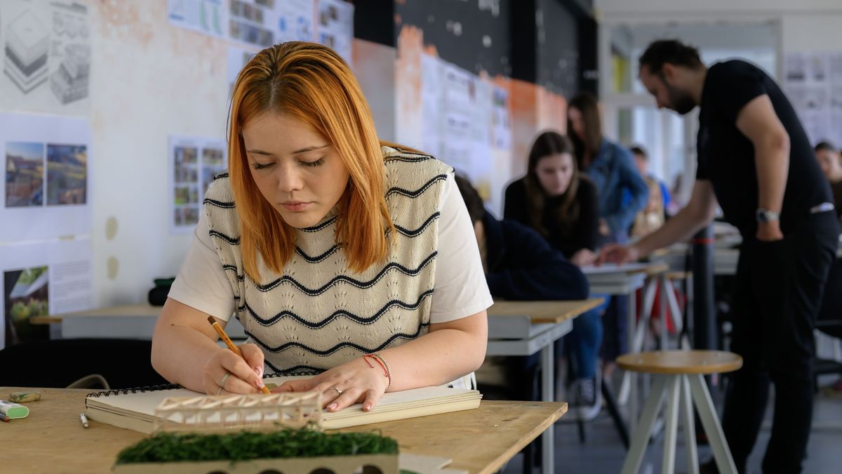 Studii de licență la Facultatea de Arhitectură și Urbanism